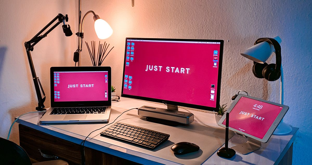 how to connect multiple Display monitors using your Laptop